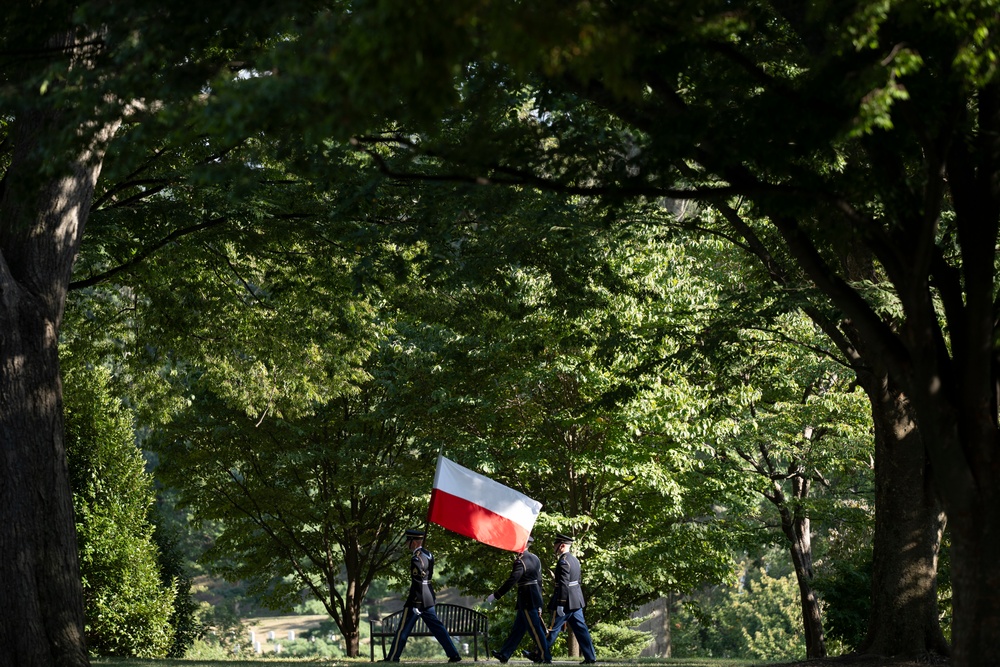 Polish President Karol Nawrocki Visits Arlington National Cemetery