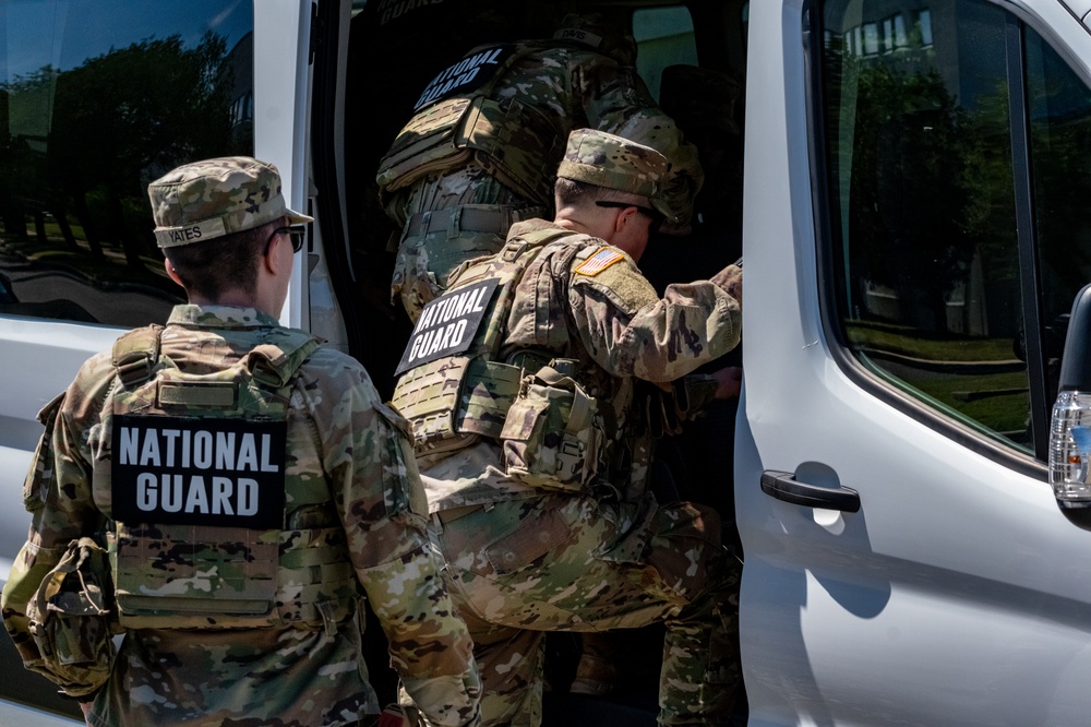 Tennessee National Guard partners with U.S. Marshals, agencies in D.C. Safe and Beautiful