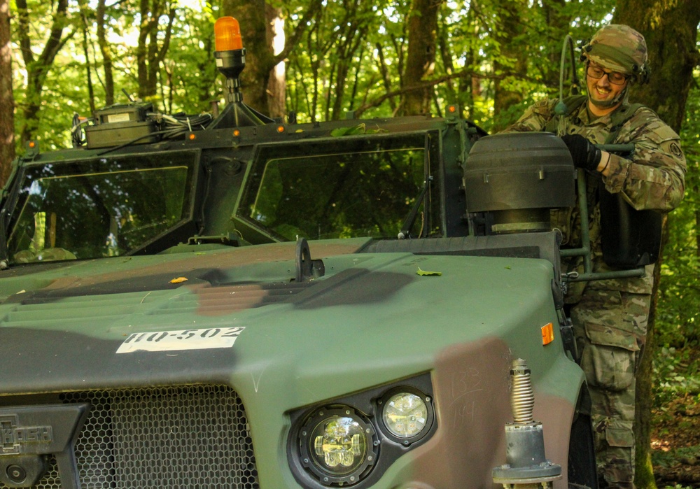 2CR Establishes Security Positions at Saber Junction 25
