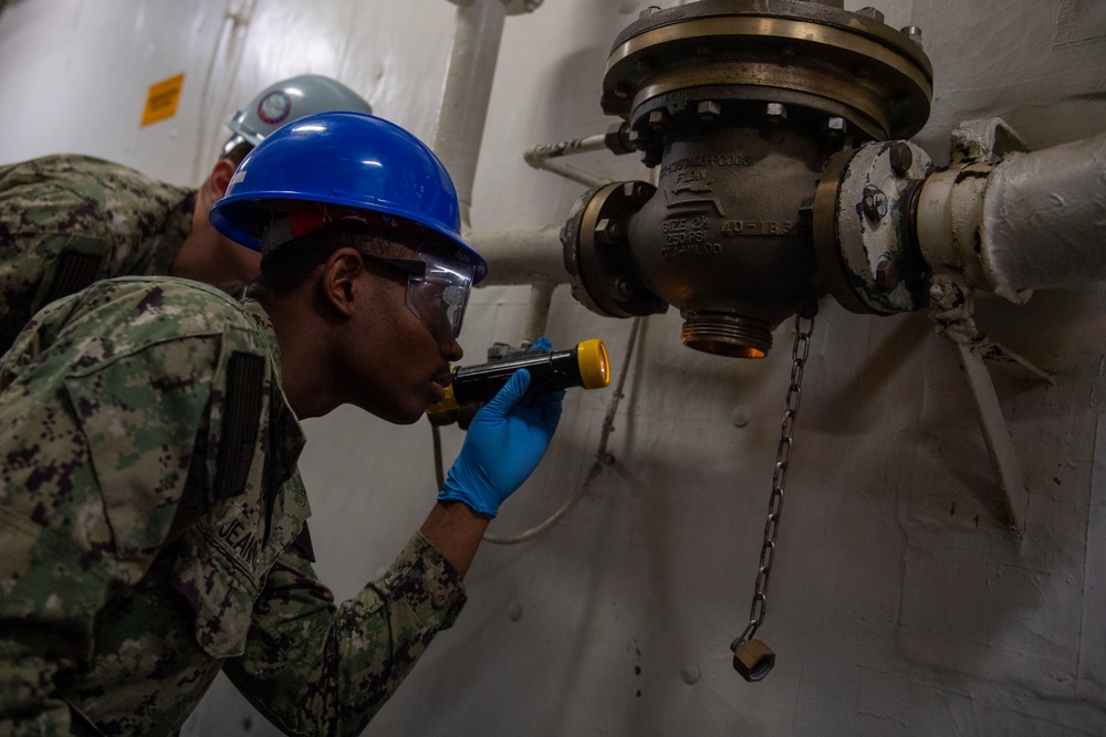 USS Ronald Reagan Sailors Work to Maintain Material Condition