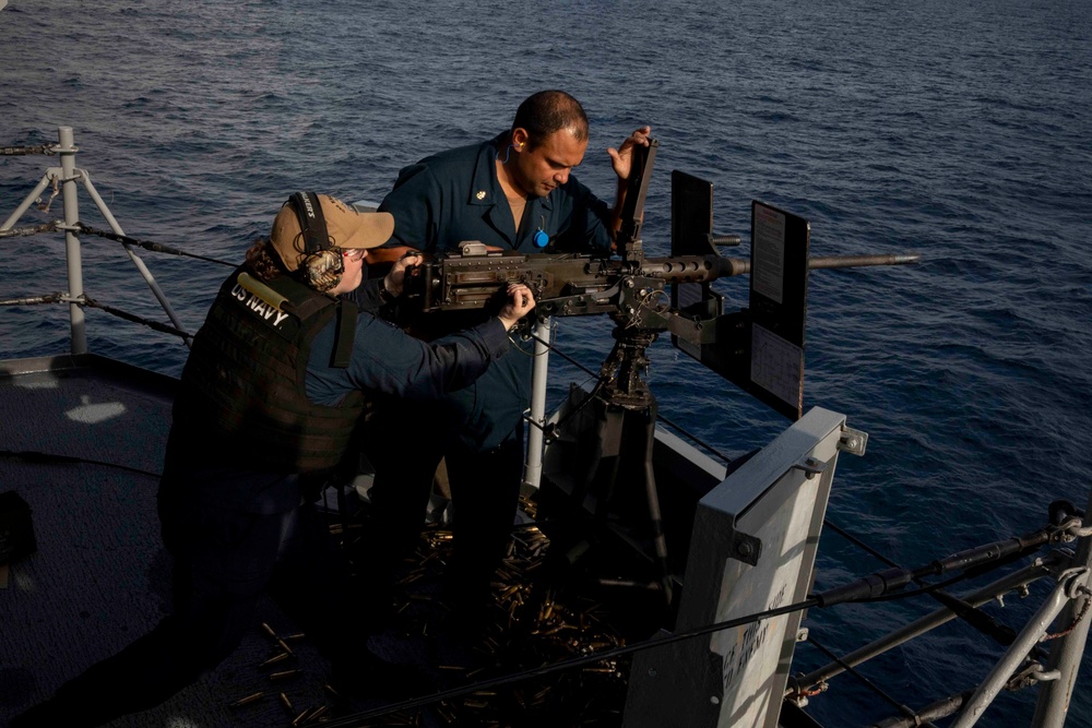 USS Kearsarge Conducts Live Fire
