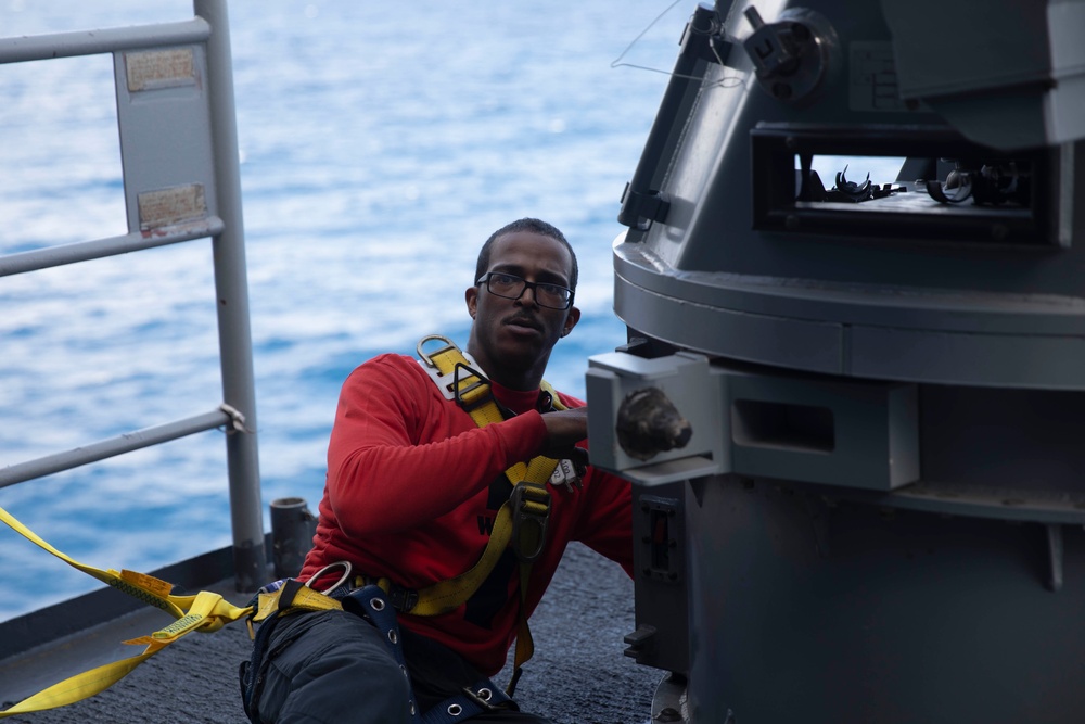 Kearsarge Conducts Live Fire