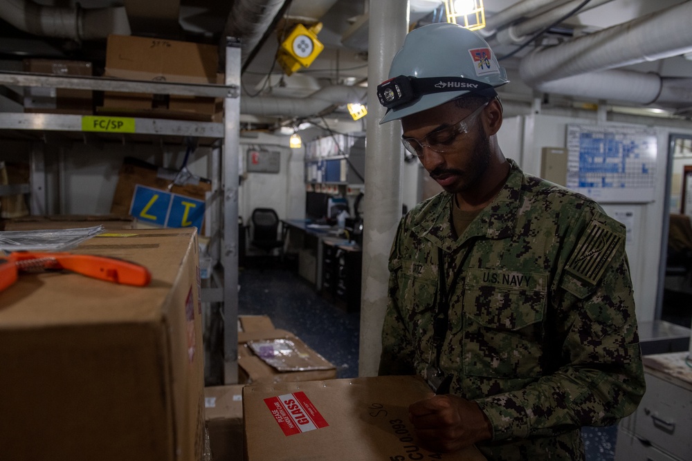 USS Ronald Reagan Sailors Work to Maintain Material Condition