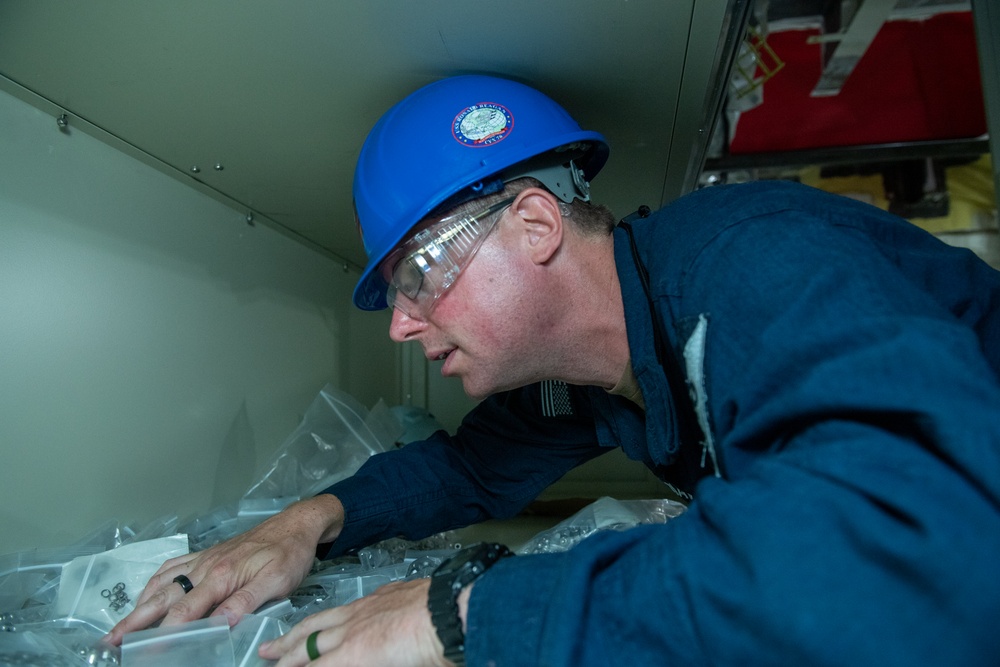 USS Ronald Reagan Sailors Work to Maintain Material Condition