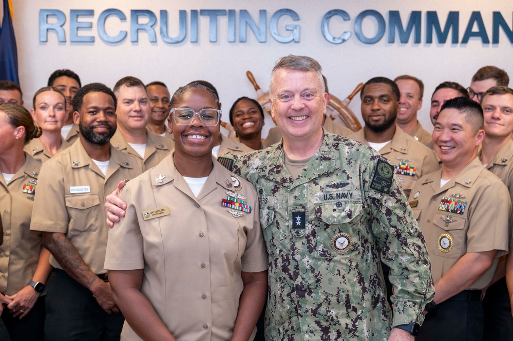 Recruiting Nation Chief Petty Officer Selects Visit CNRC