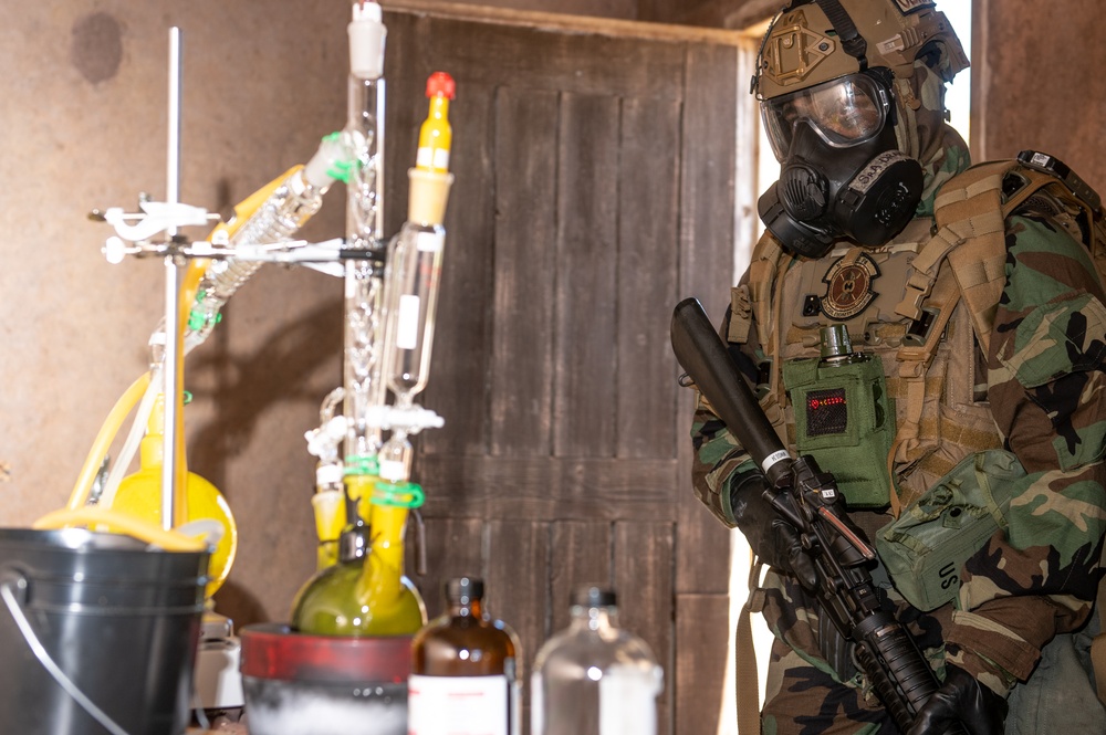 Hawaii Airmen, Marines host hazmat-combat training in Toxic Swell 25