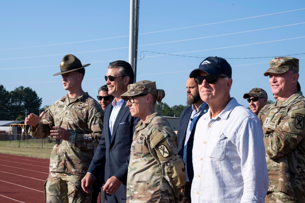 SD Hegseth Visits Fort Benning, Georgia