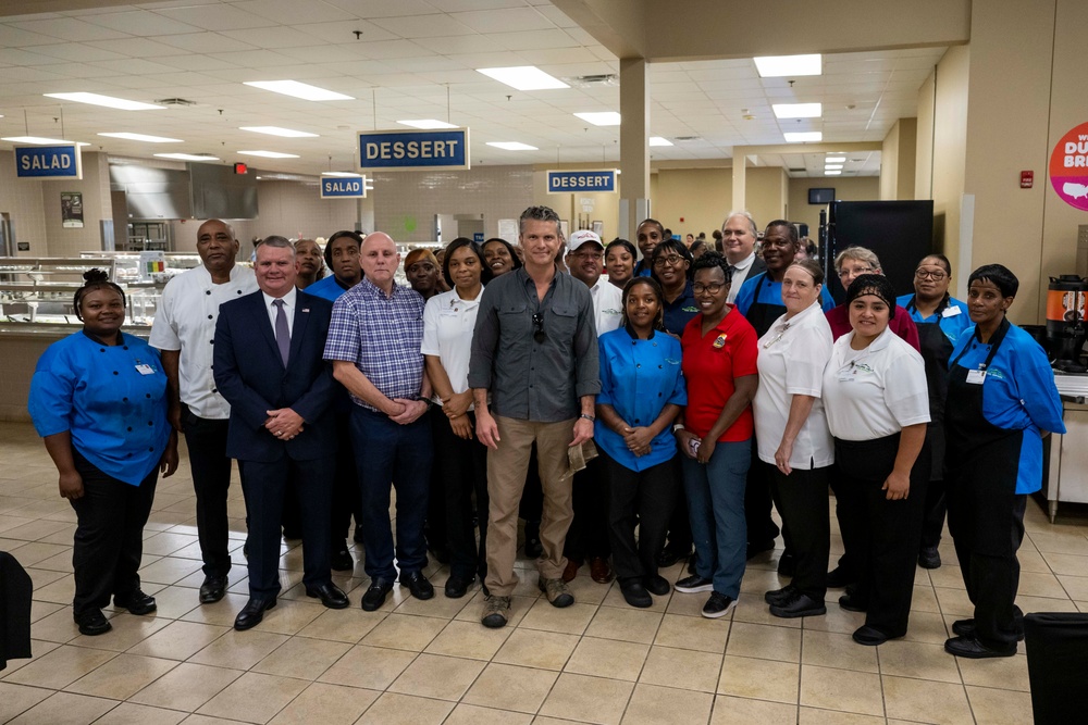 SD Hegseth Visits Fort Benning, Georgia