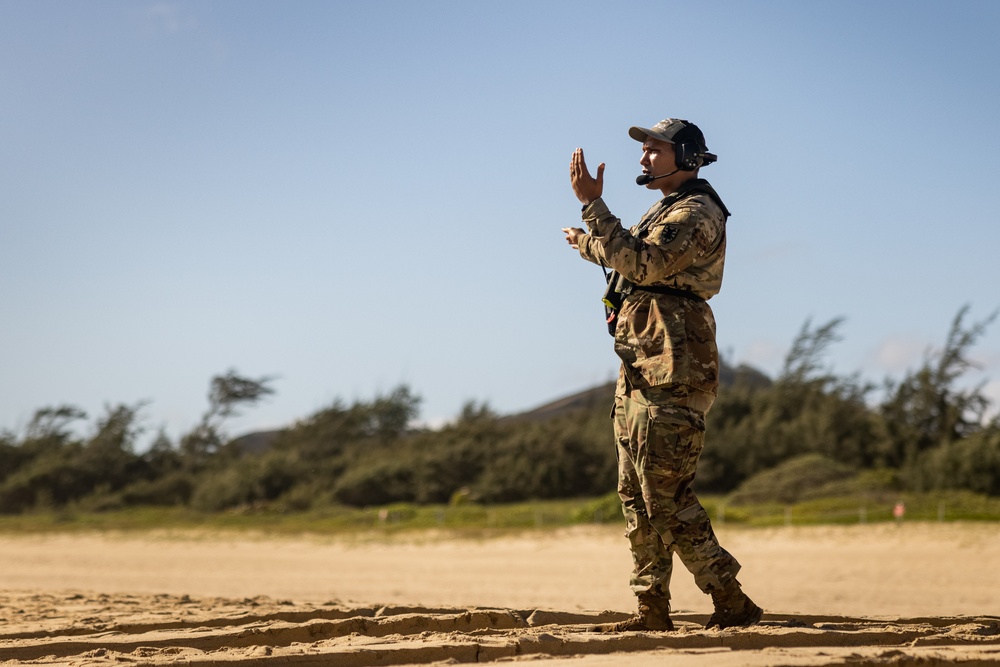 3d LLB conducts beach rehearsals with U.S. Army MSV(L)