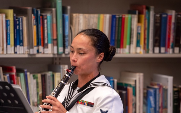 MU1 Nicole Starr performs at Makawao Public Library