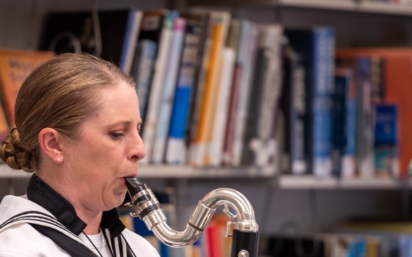 MU1 Sandra Herrera Performs at Makawao Public Library