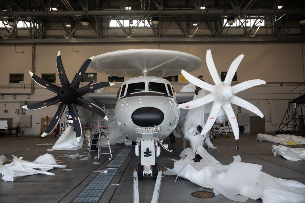MCAS Iwakuni unloads E-2D Advanced Hawkeye designated for Japan Air Self-Defense Force