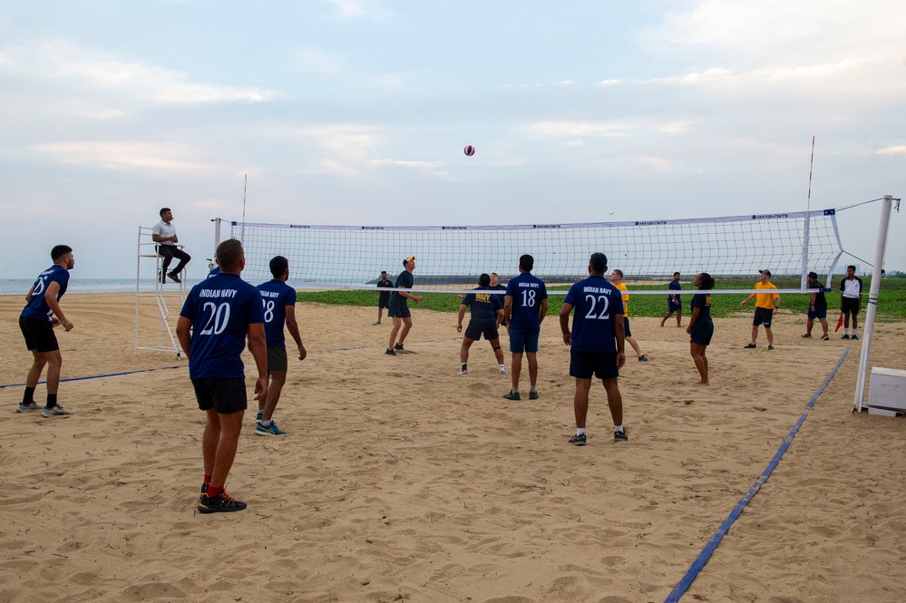 USS Frank Cable Sailors play Volleyball with Indian Navy sailors