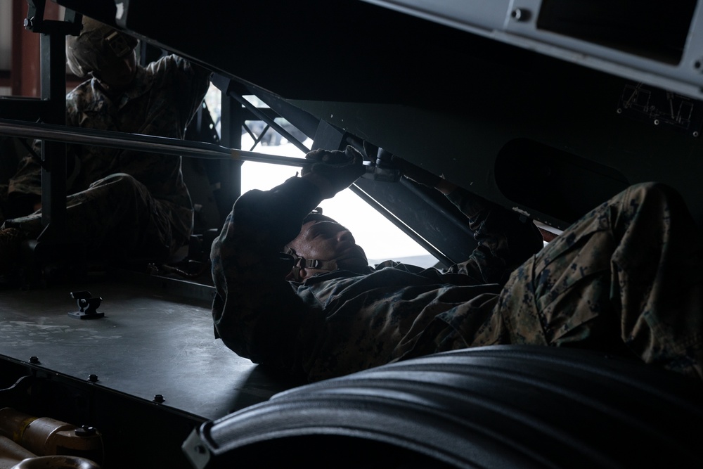 12th and 3d LCT Marines Execute Reloading Drills with the NMESIS