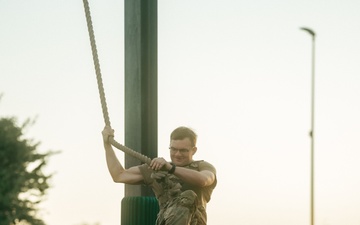 Sky Soldiers Conduct an Obstacle Course