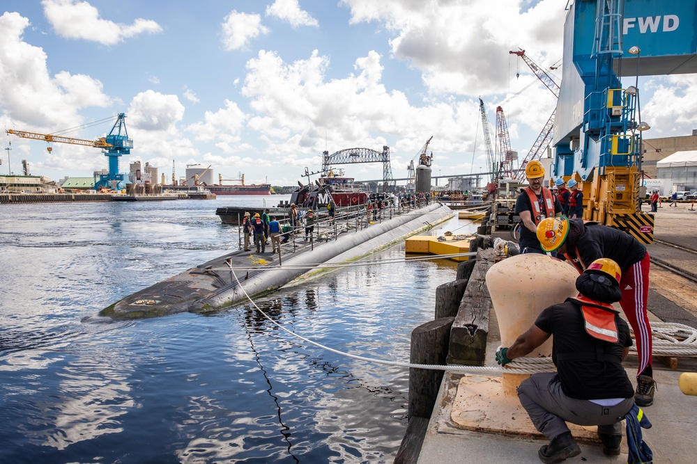 USS New Hampshire Begins Depot Modernization Period at Norfolk Naval Shipyard