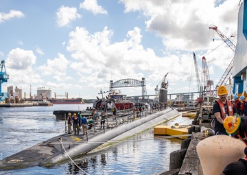 USS New Hampshire Begins Depot Modernization Period at Norfolk Naval Shipyard