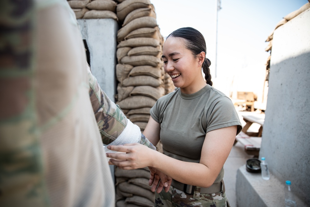 Combat Life Saver - Priority in Combat Zone