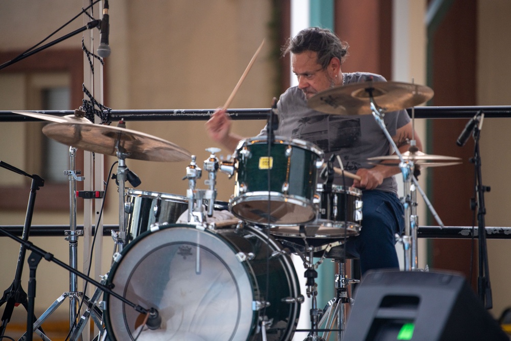 The Jukebox Band hosts Labor Day Concert