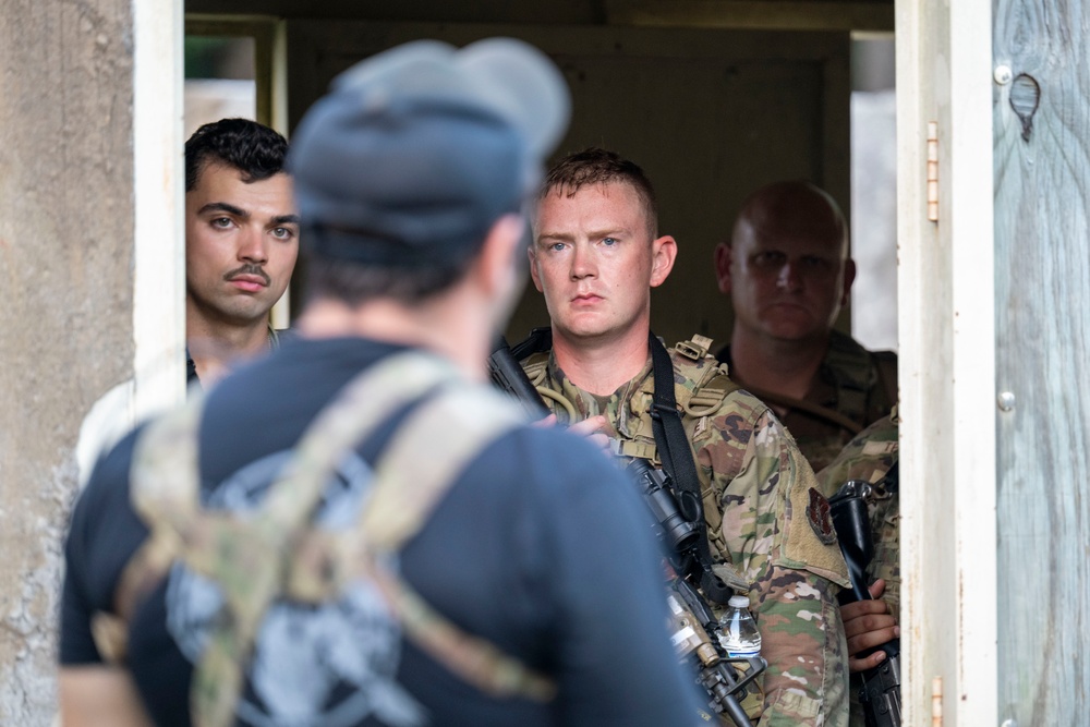 Green Berets and ANG conduct CQB at Sage Eagle 25-4