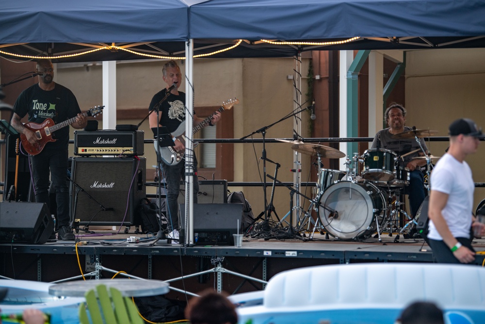 The Jukebox Band hosts Labor Day Concert