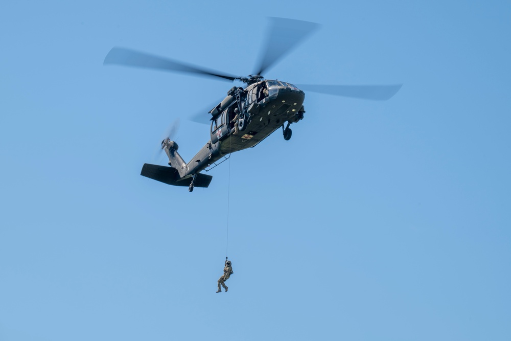 Green Berets and National Guard conduct helicopter medevac at Sage Eagle 25-4