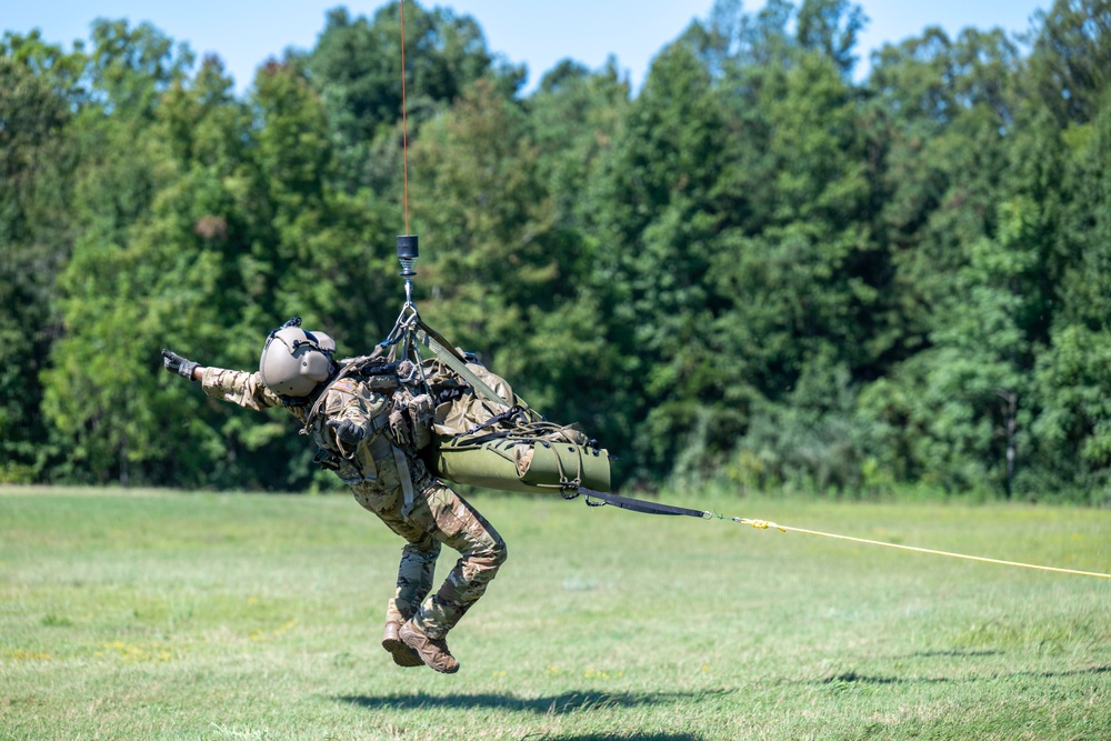 Green Berets and National Guard conduct helicopter medevac at Sage Eagle 25-4