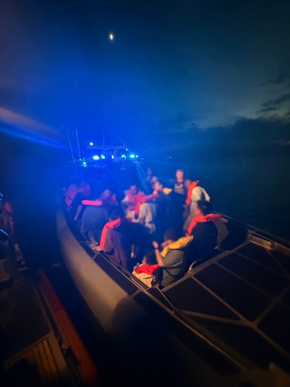 Coast Guard transfers 30 aliens to The Bahamas