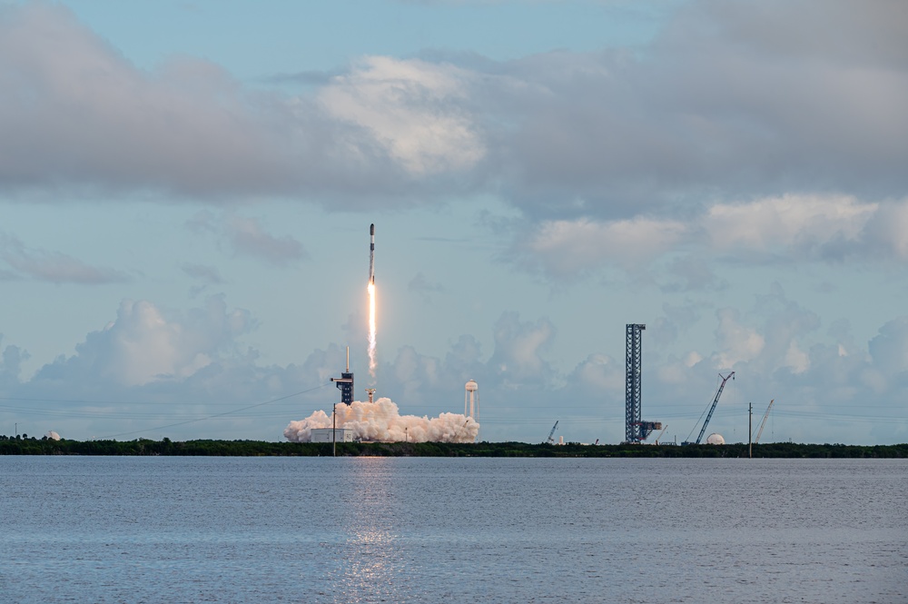 Falcon 9 | Starlink 10-57 Launch