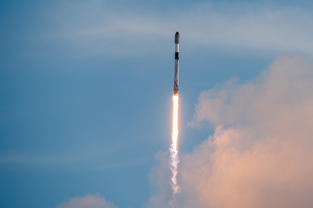 Falcon 9 | Starlink 10-57 Launch