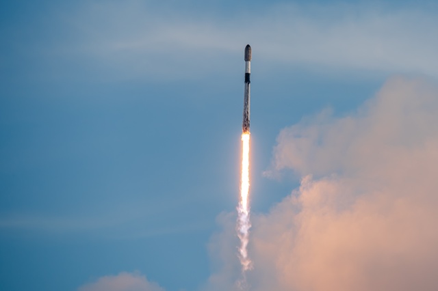 Falcon 9 | Starlink 10-57 Launch