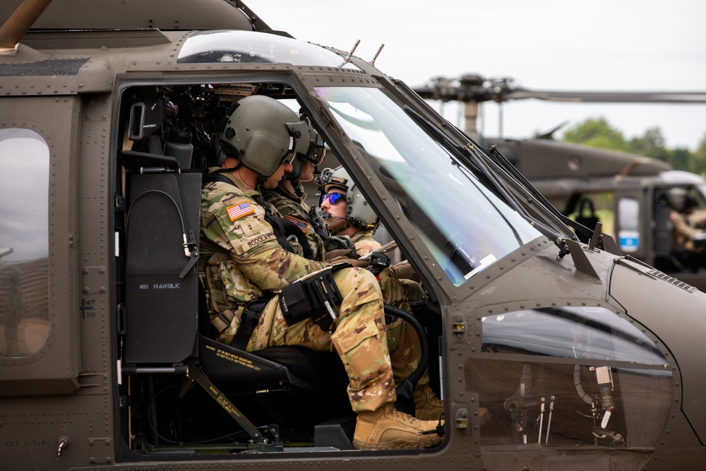 Washington Army National Guard UH-60s conduct flight operations over Thailand