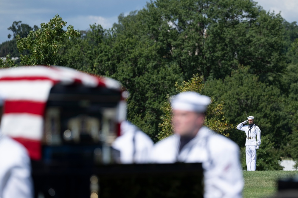 Full Military Funeral Honors with Escort are Conducted for U.S. Navy Capt. Edward Estes in Section 57
