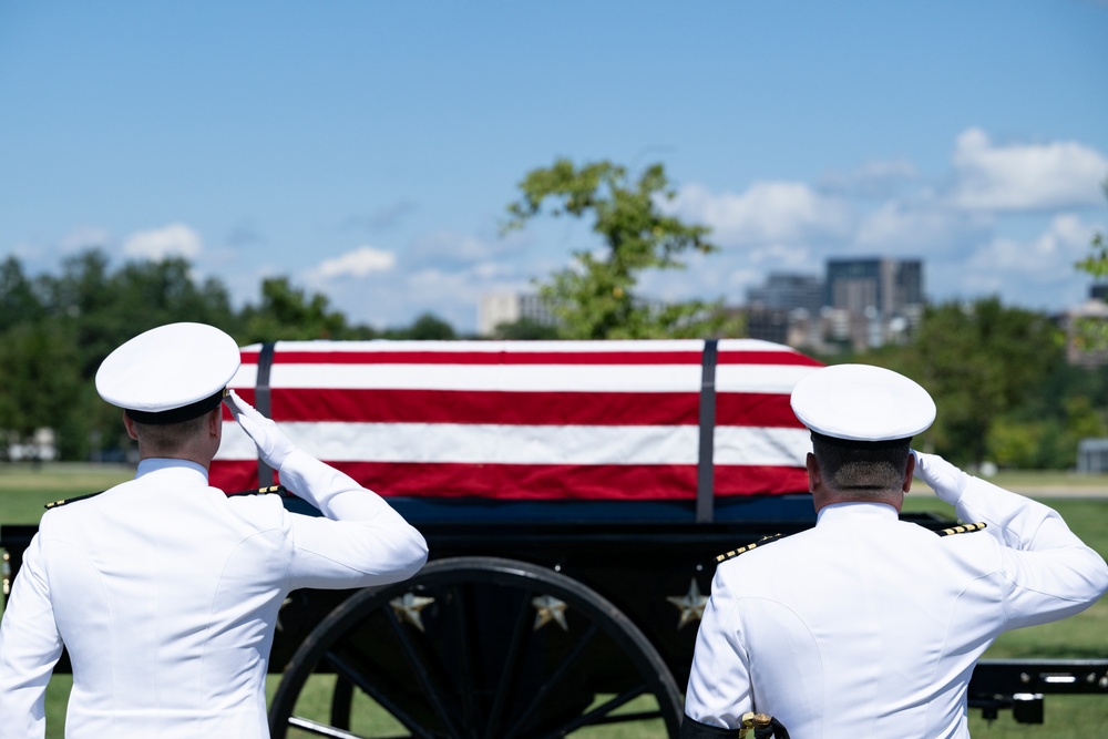 Full Military Funeral Honors with Escort are Conducted for U.S. Navy Capt. Edward Estes in Section 57