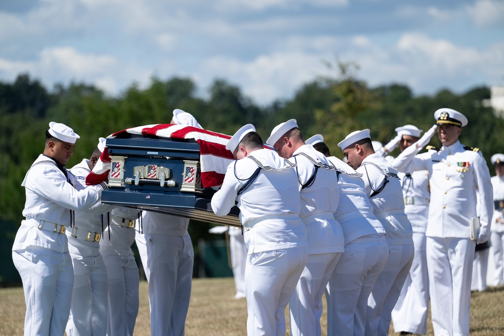 Full Military Funeral Honors with Escort are Conducted for U.S. Navy Capt. Edward Estes in Section 57