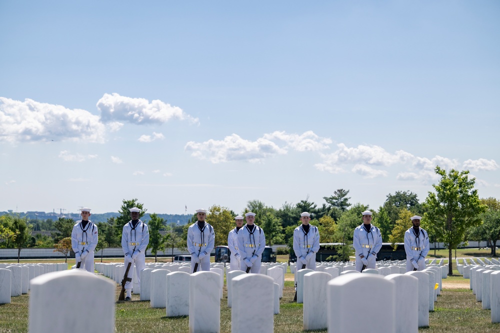 Full Military Funeral Honors with Escort are Conducted for U.S. Navy Capt. Edward Estes in Section 57