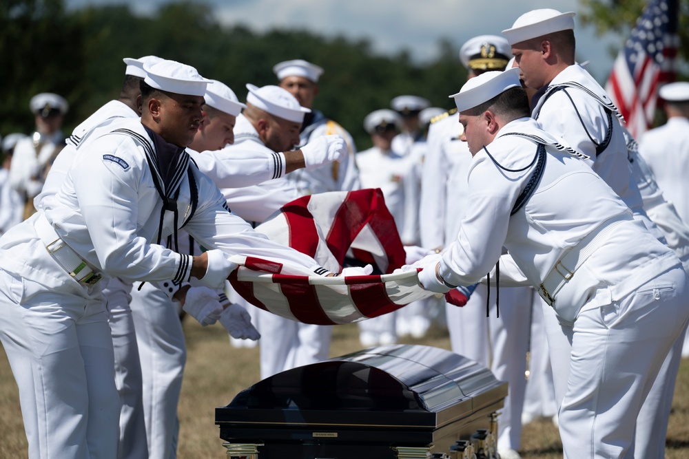 Full Military Funeral Honors with Escort are Conducted for U.S. Navy Capt. Edward Estes in Section 57