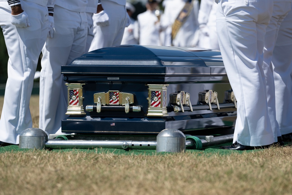 Full Military Funeral Honors with Escort are Conducted for U.S. Navy Capt. Edward Estes in Section 57