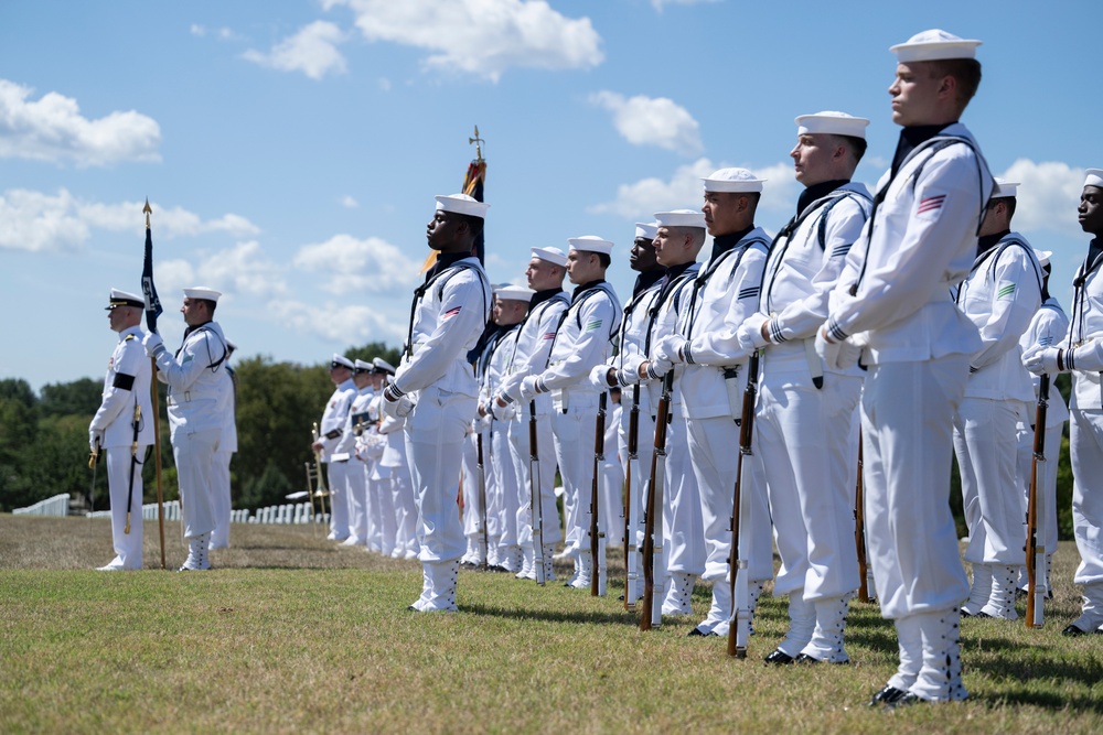 Full Military Funeral Honors with Escort are Conducted for U.S. Navy Capt. Edward Estes in Section 57