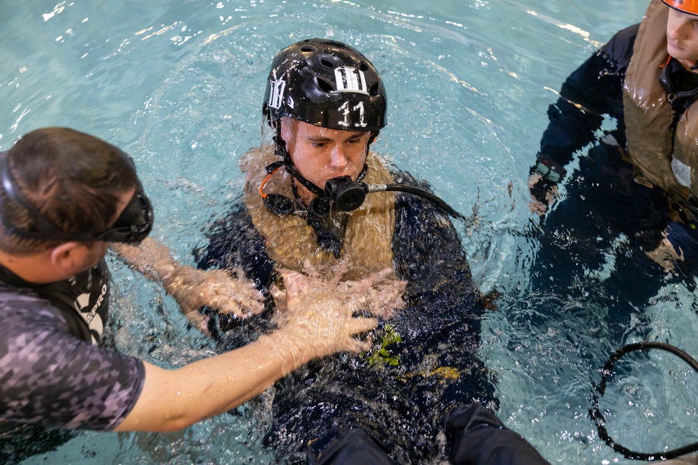 Underwater Egress Training
