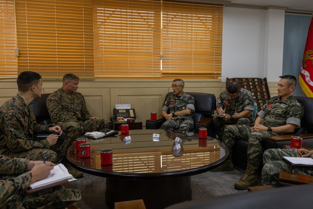 Brig. Gen. Matthew Good Visits Marines and Sailors, Meets with ROKMC 1st Marine Division Commanders During KMEP 25.2