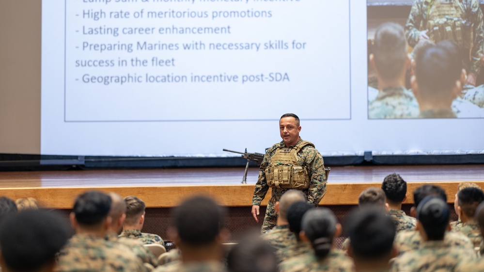 MCIWEST hosts HQSPT Bn. Enlisted Career Panel