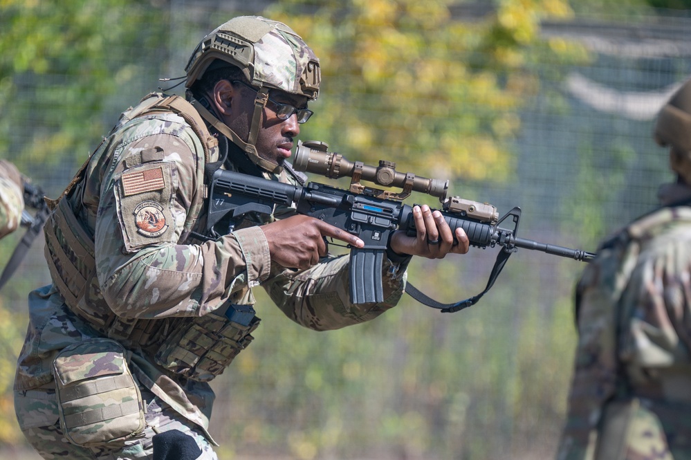Airmen Shoot Move and Communicate as a team