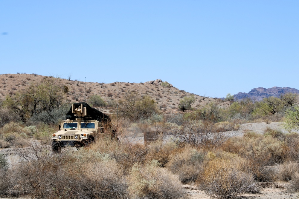 JTF-SB Soldiers establish desert patrol base