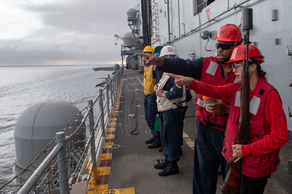 Boxer conducts replenishment-at-sea