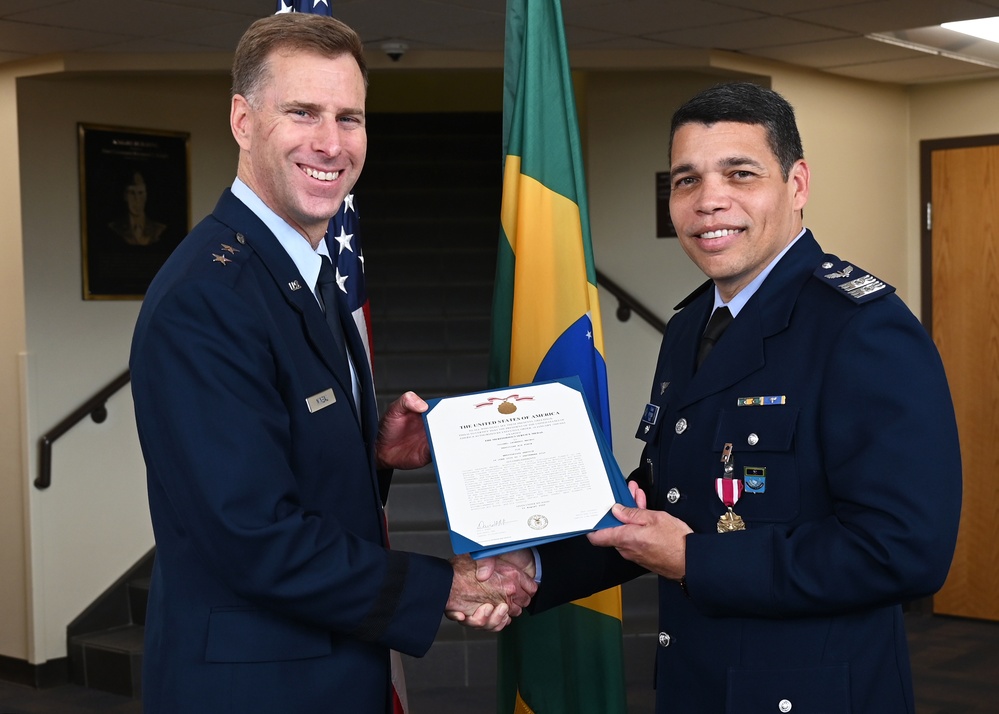 AFSOUTH awards Brazilian Foreign Liaison Officer Meritorious Service Medal