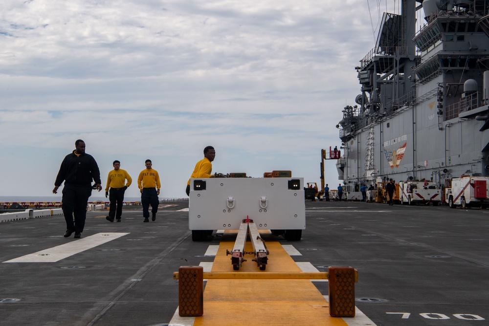 Boxer conducts flight deck training