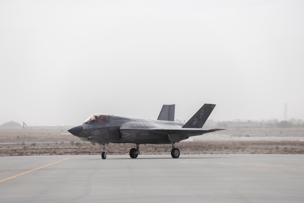 MAG-13 Commanding Officer Final Flight