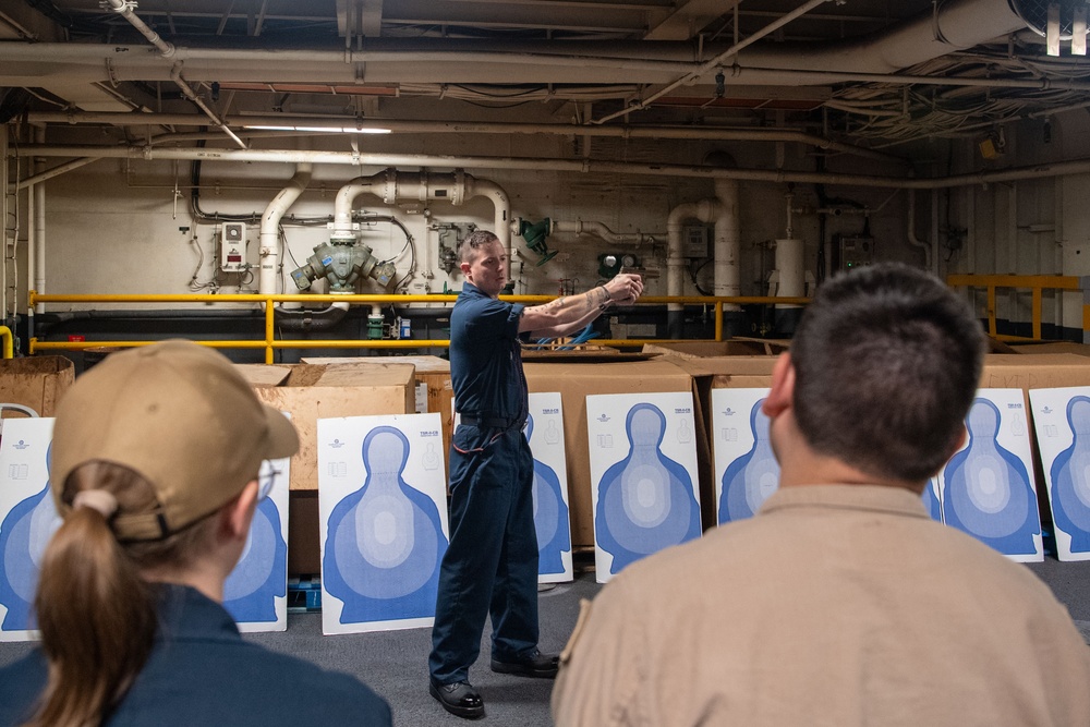 Boxer conducts M18 training