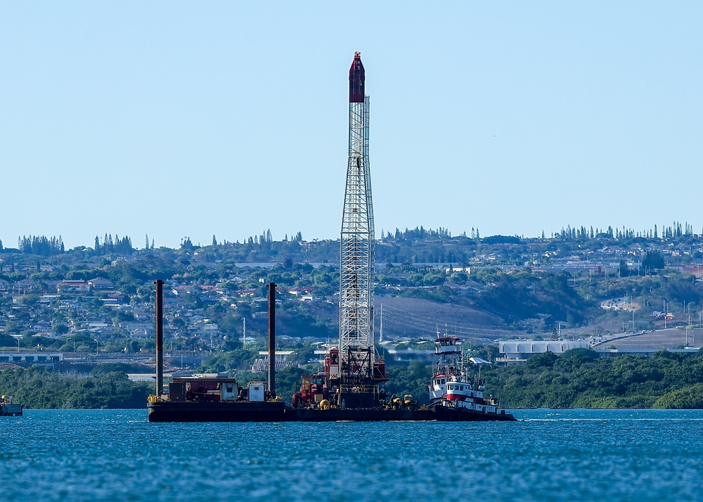 Crane Barge Moves to USS Arizona Memorial